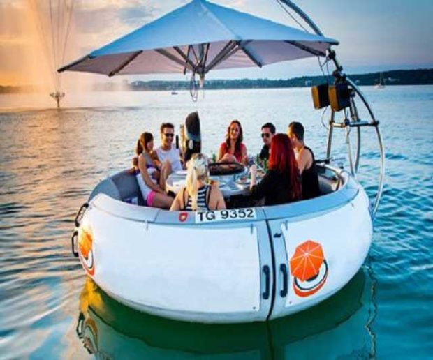 Grillparty auf Boot für 10 Personen
