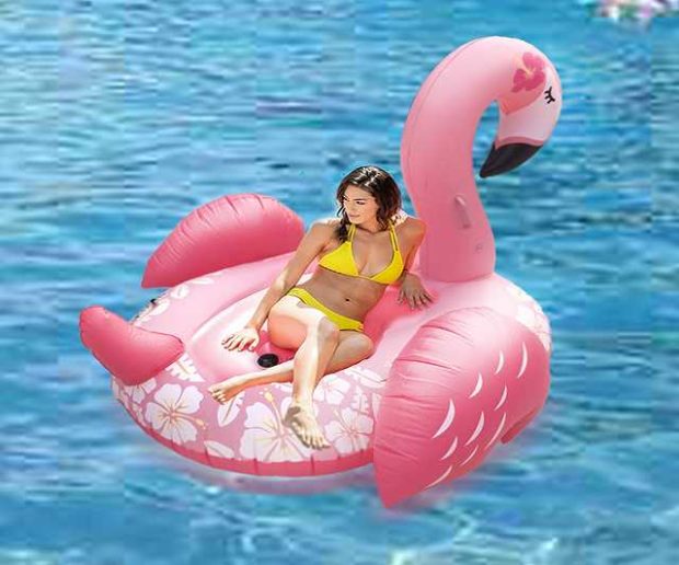 Riesige aufblasbare Flamingo